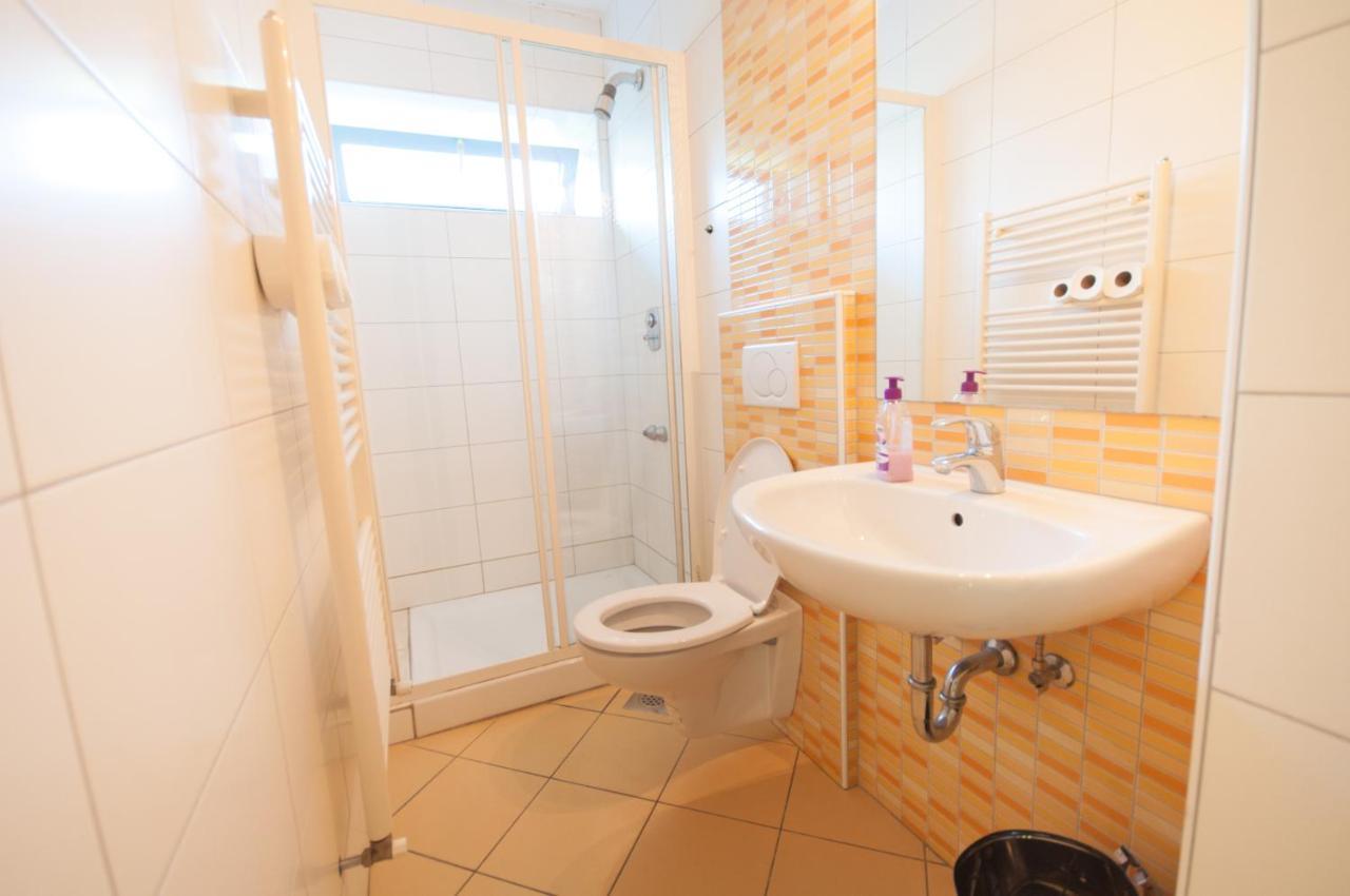 Simbol Rooms With Free Private Parking Ljubljana Room photo