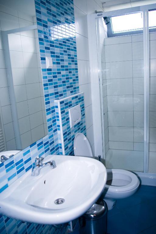 Simbol Rooms With Free Private Parking Ljubljana Exterior photo