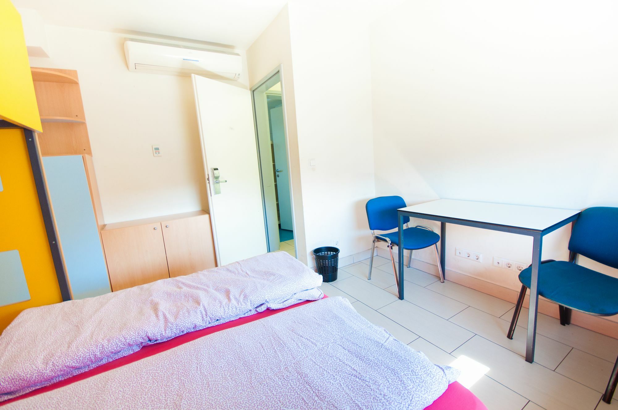 Simbol Rooms With Free Private Parking Ljubljana Exterior photo
